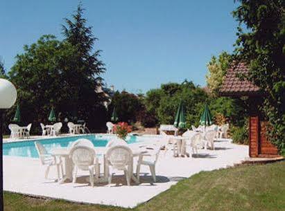 Brit Hotel Dak Hotel Avallon Kültér fotó