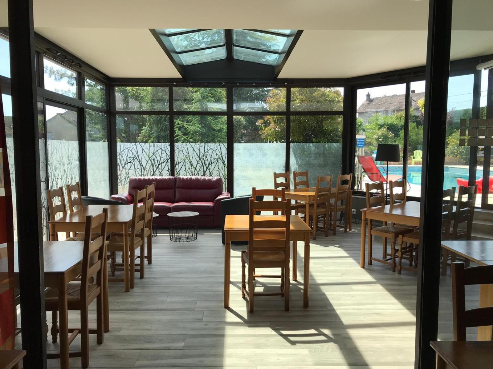 Brit Hotel Dak Hotel Avallon Kültér fotó