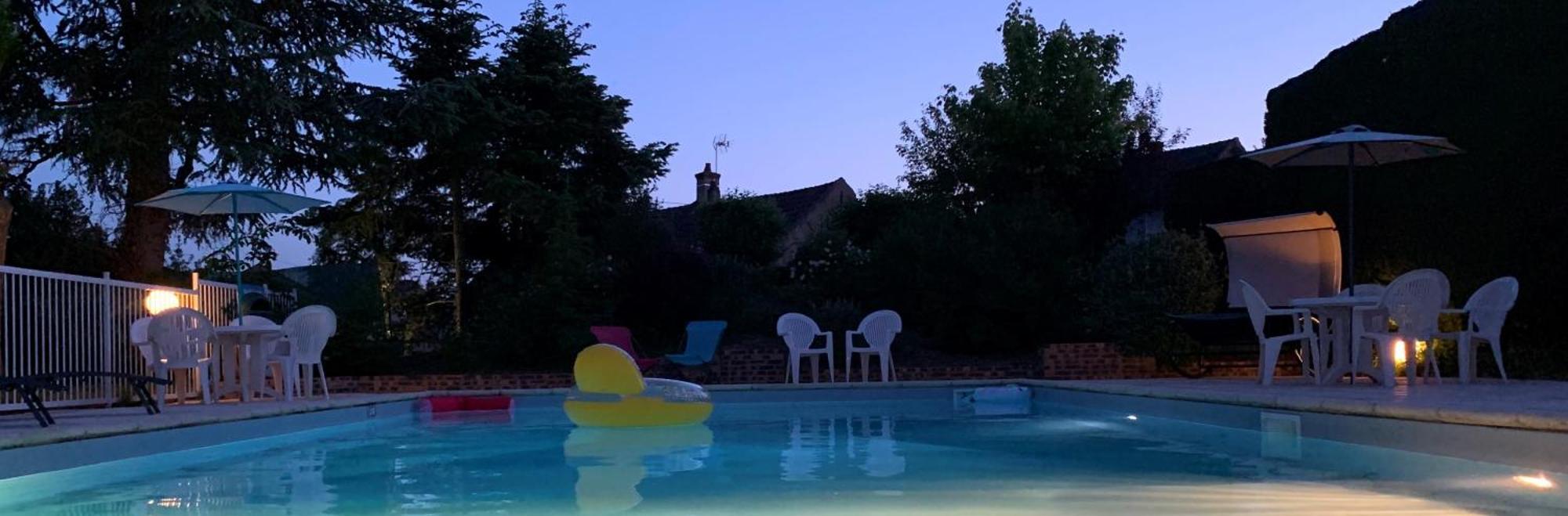 Brit Hotel Dak Hotel Avallon Kültér fotó