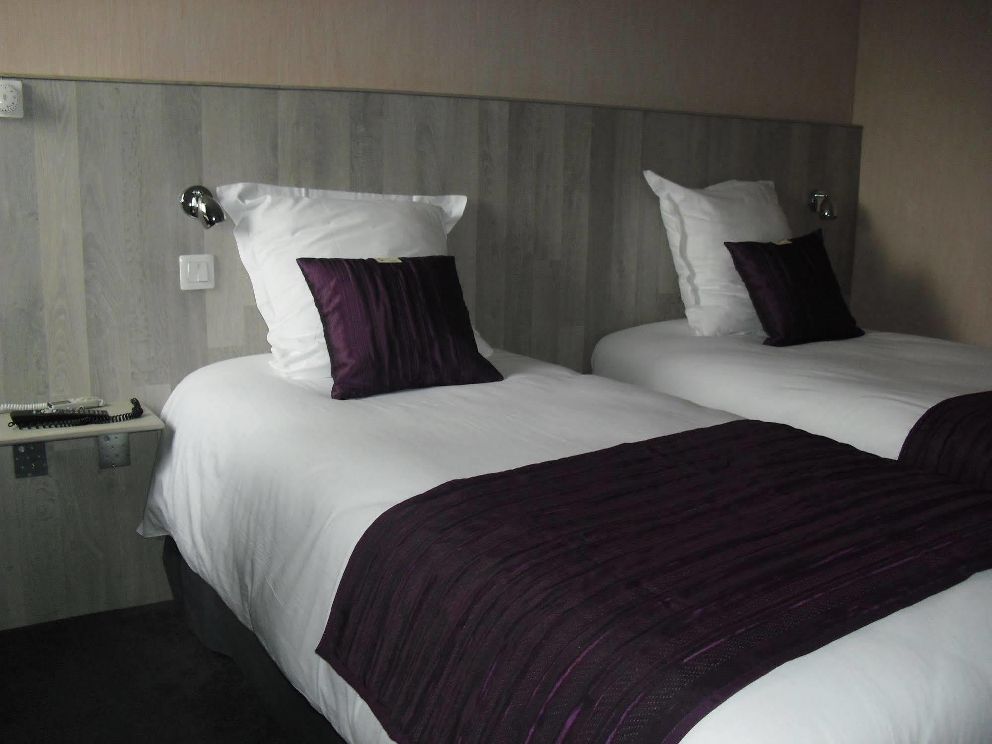 Brit Hotel Dak Hotel Avallon Kültér fotó